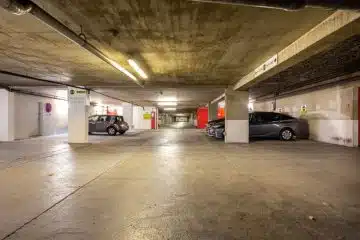 Pourquoi les frais de notaire pour un garage diffèrent-ils des autres biens immobiliers